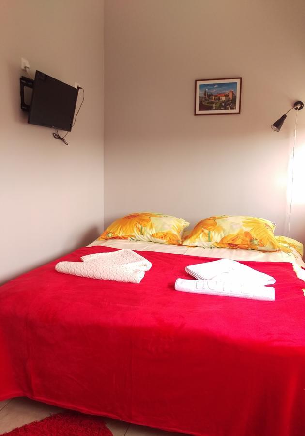 Hostel Bazar クラクフ エクステリア 写真
